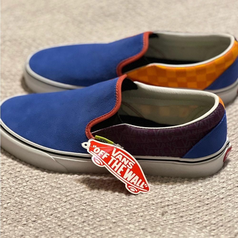 Vans Classic Slip on Skateboard shoe multi Men’s 8.5 and Woman 10